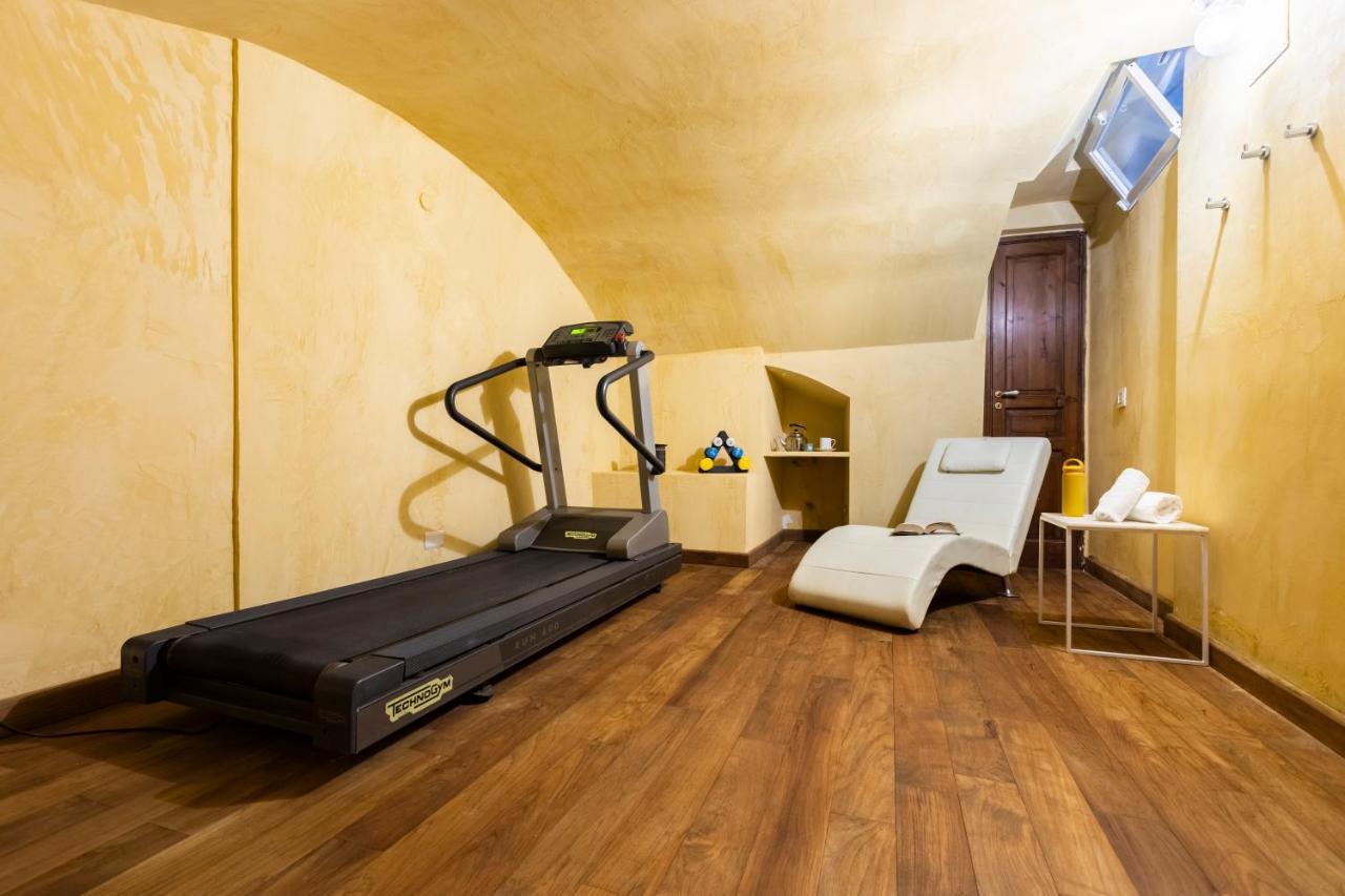 Romac Coronari With Gym, Sauna And Garden Exterior foto